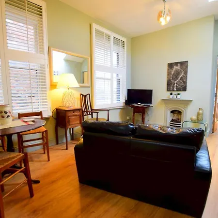 112 Micklegate Apartment 2 *