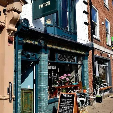 112 Micklegate Apartment 2 * York